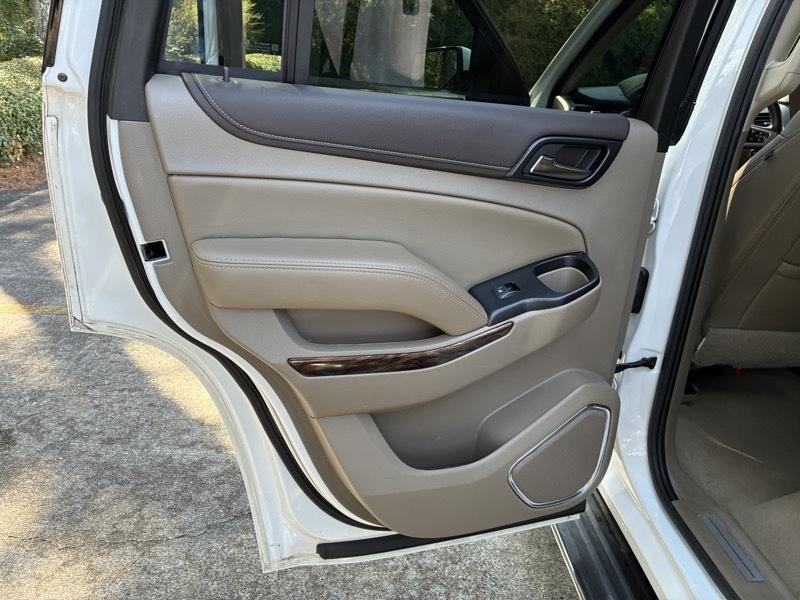 GMC Yukon SLT 2WD 2020