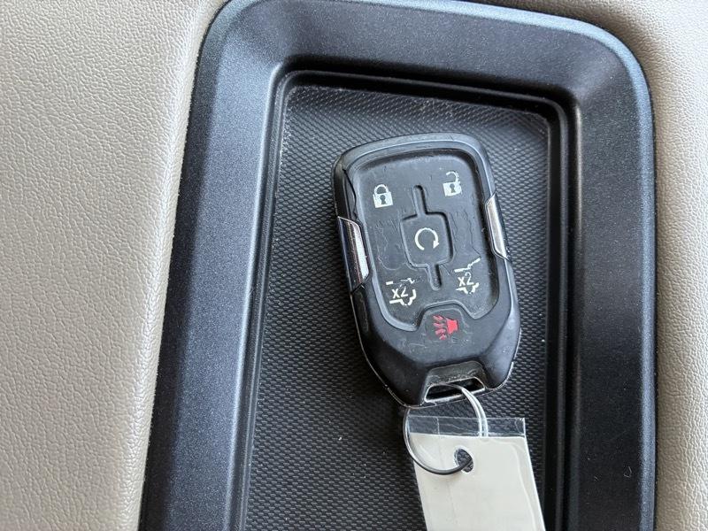 GMC Yukon SLT 2WD 2020