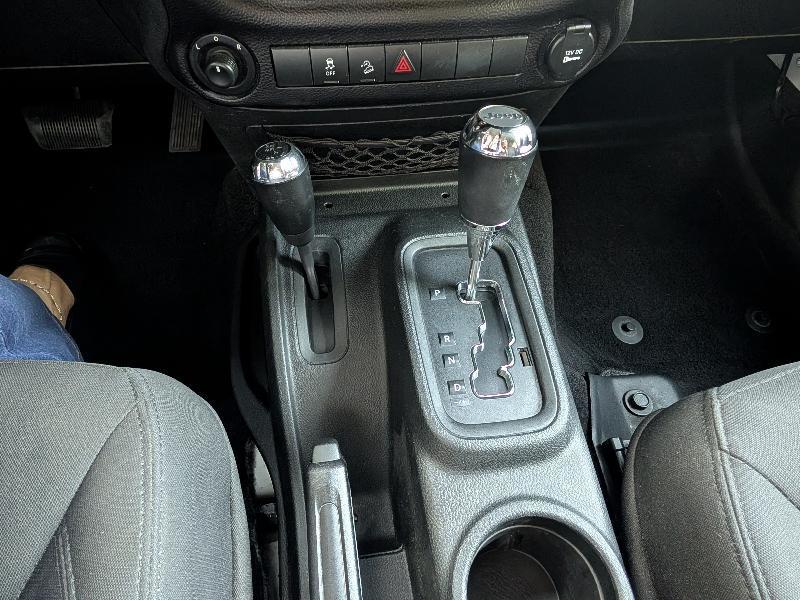 Jeep Wrangler Unlimited Sport 4WD 2017