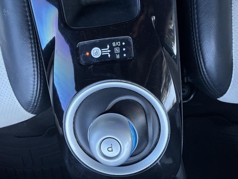 Nissan Leaf SV 2014