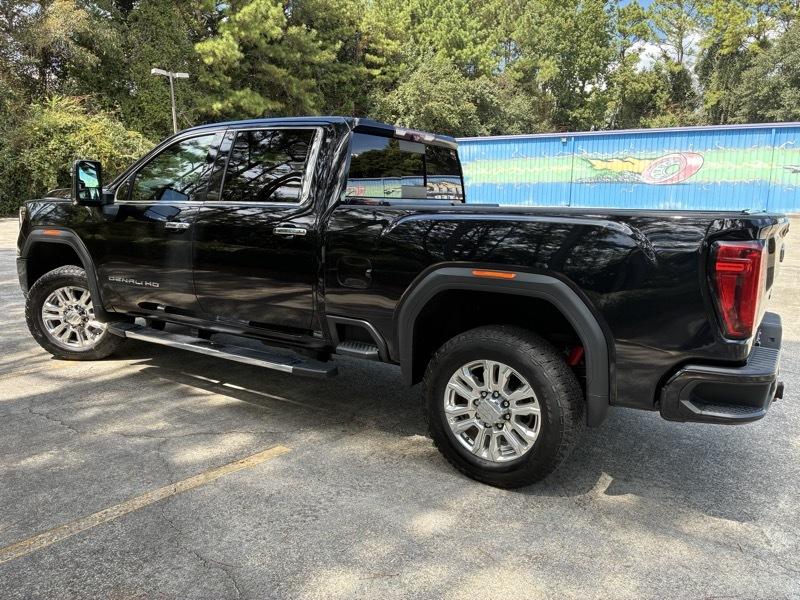 GMC Sierra 2500HD Denali Crew Cab 4WD 2021