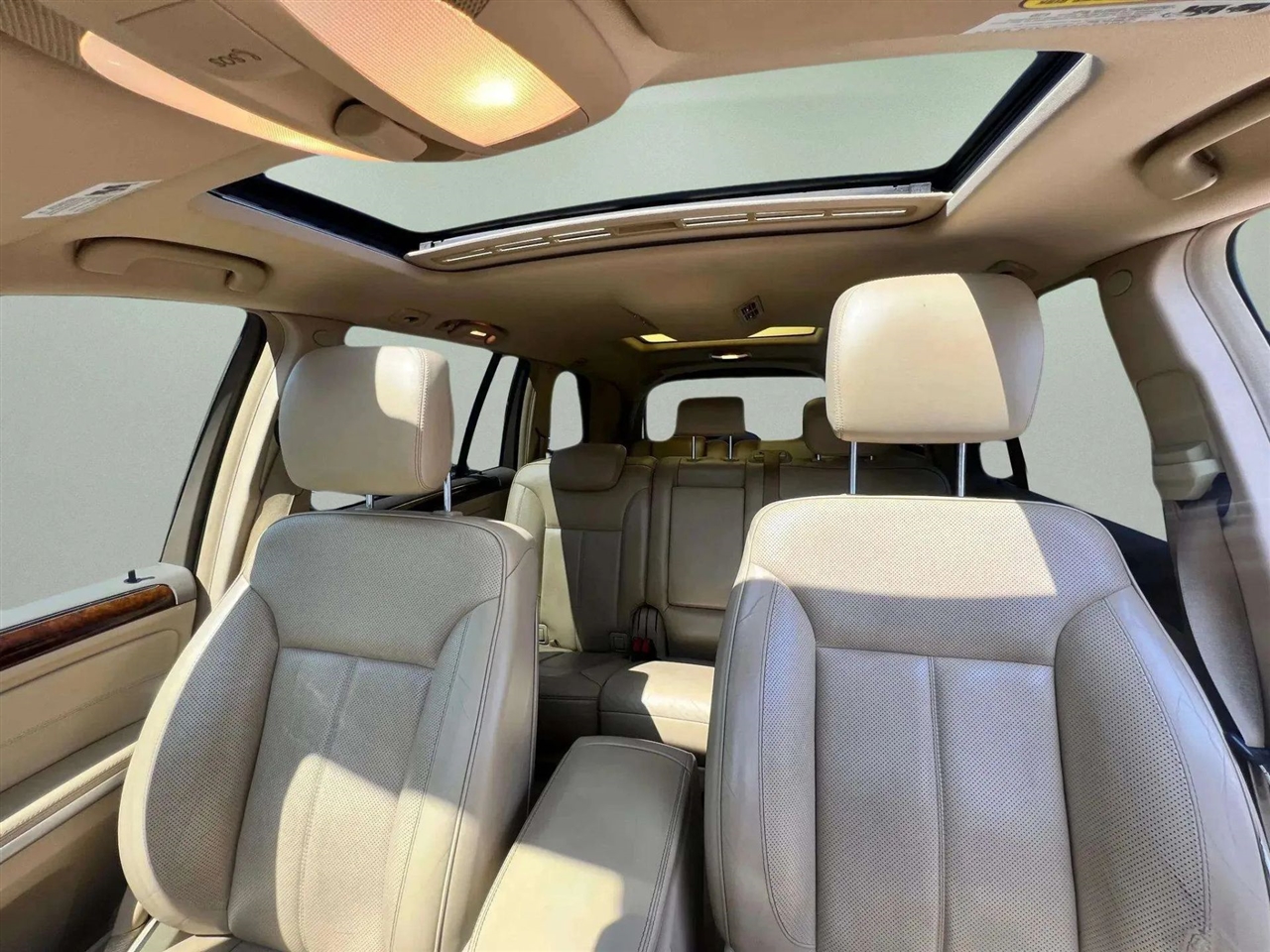 Mercedes-Benz GL-Class  2010 Mercedes-Benz GL-Class  2010