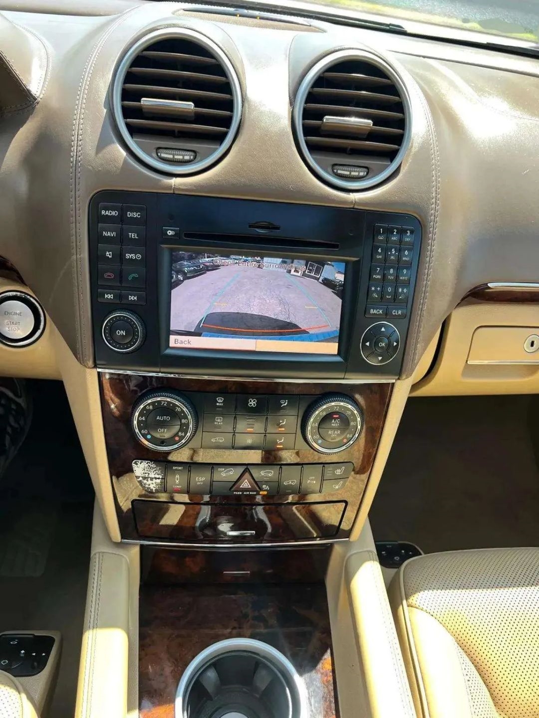 Mercedes-Benz GL-Class  2010 Mercedes-Benz GL-Class  2010