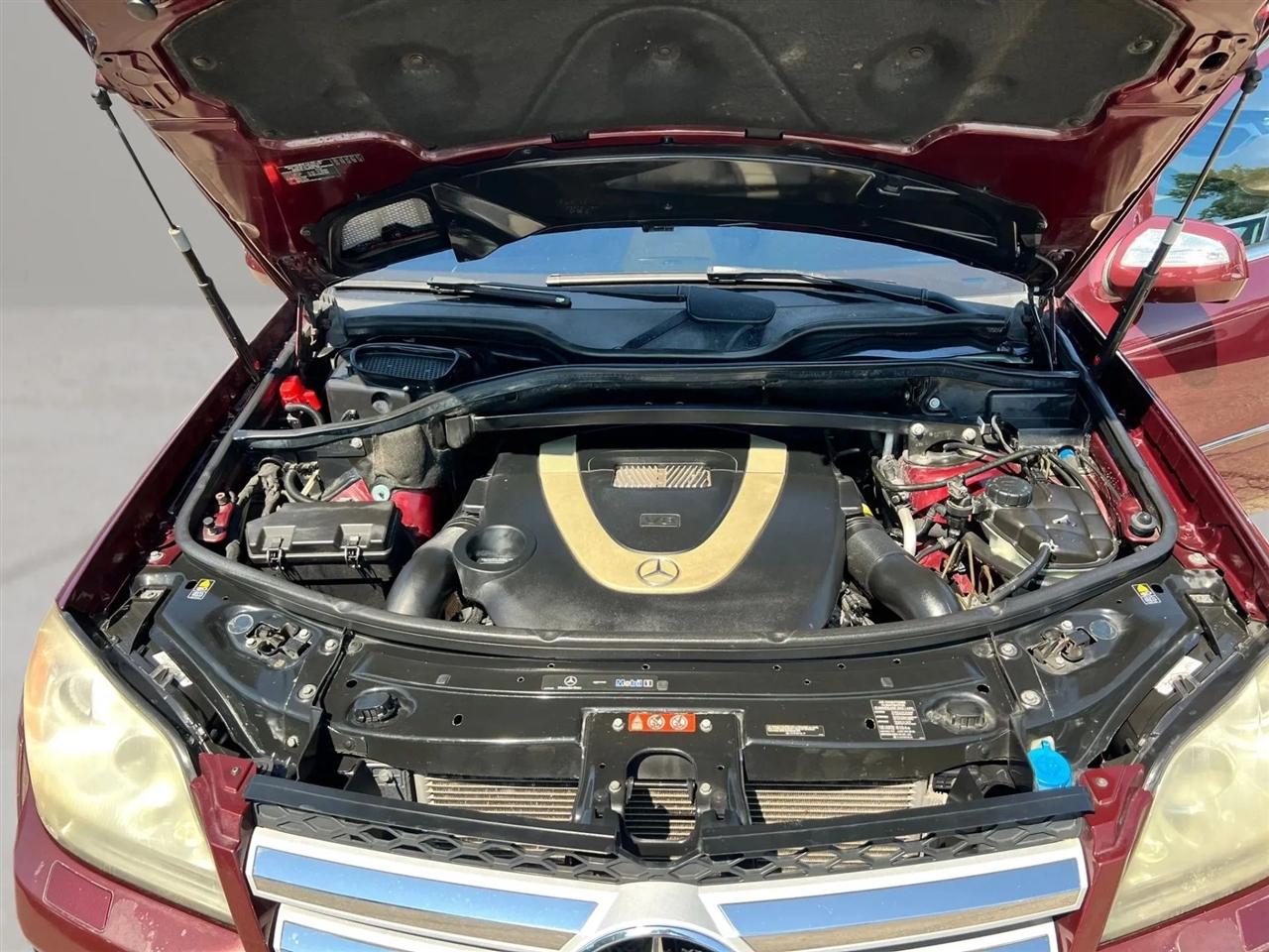 Mercedes-Benz GL-Class  2010