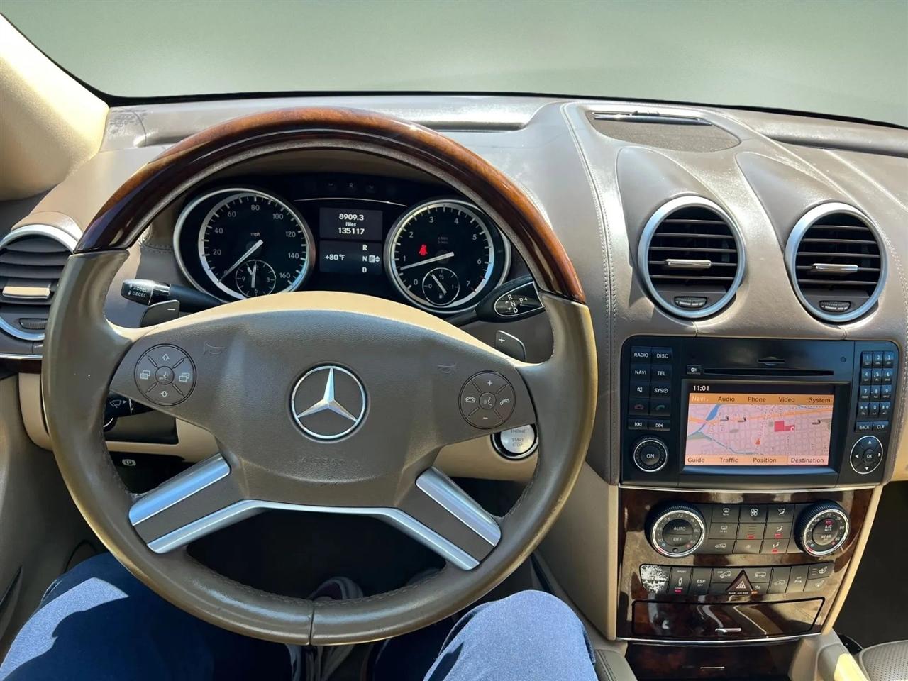 Mercedes-Benz GL-Class  2010