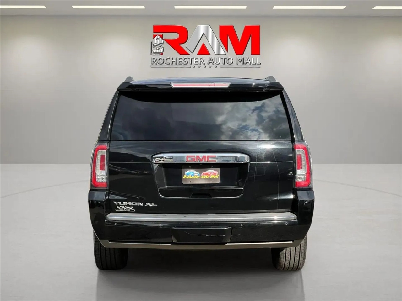 GMC Yukon XL  2017 GMC Yukon XL  2017