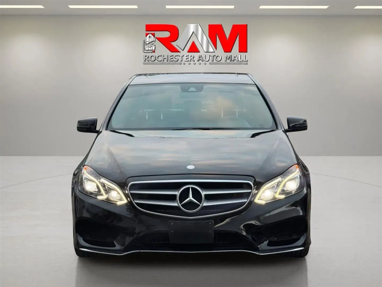2016 Mercedes-Benz E-Class E 350 4MATIC Sedan 4D