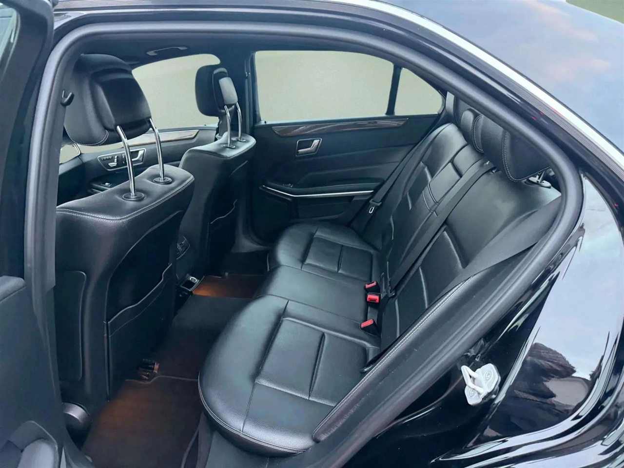 Mercedes-Benz E-Class  2016