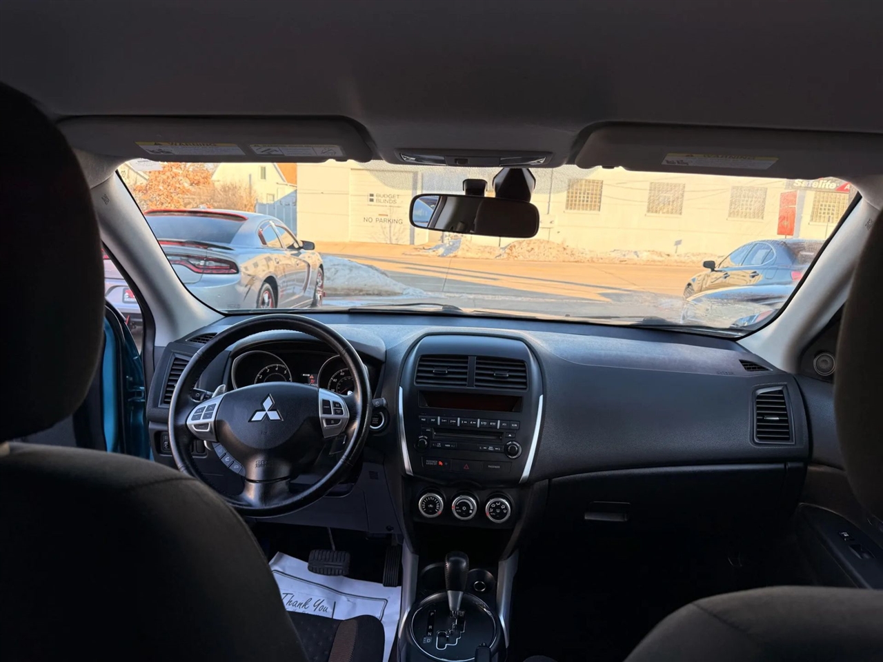 Mitsubishi Outlander Sport  2011