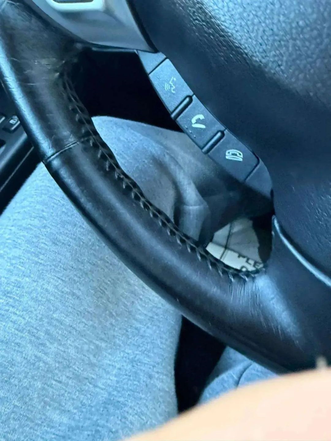 Mitsubishi Outlander Sport  2011