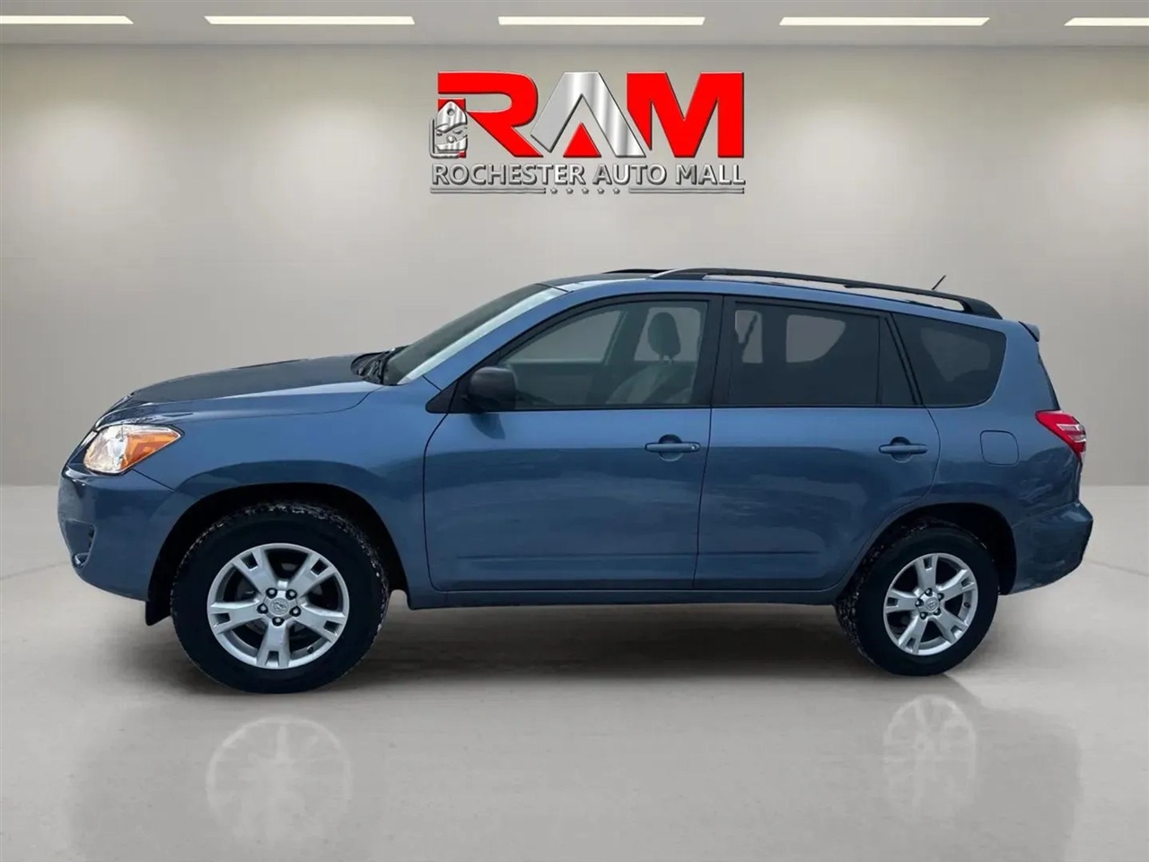 Toyota RAV4  2011