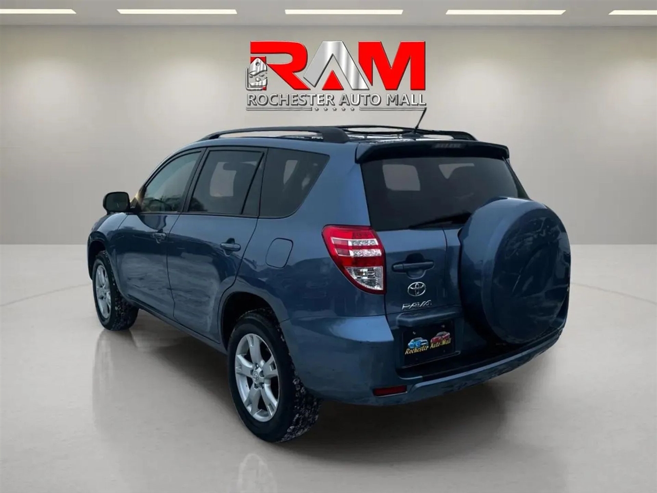 Toyota RAV4  2011