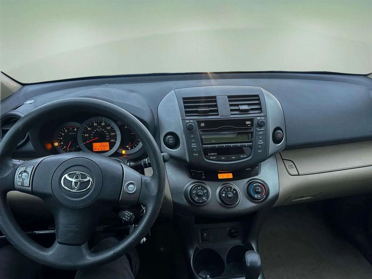 Toyota RAV4  2011