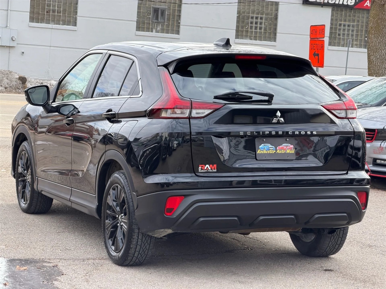 Mitsubishi Eclipse Cross  2022