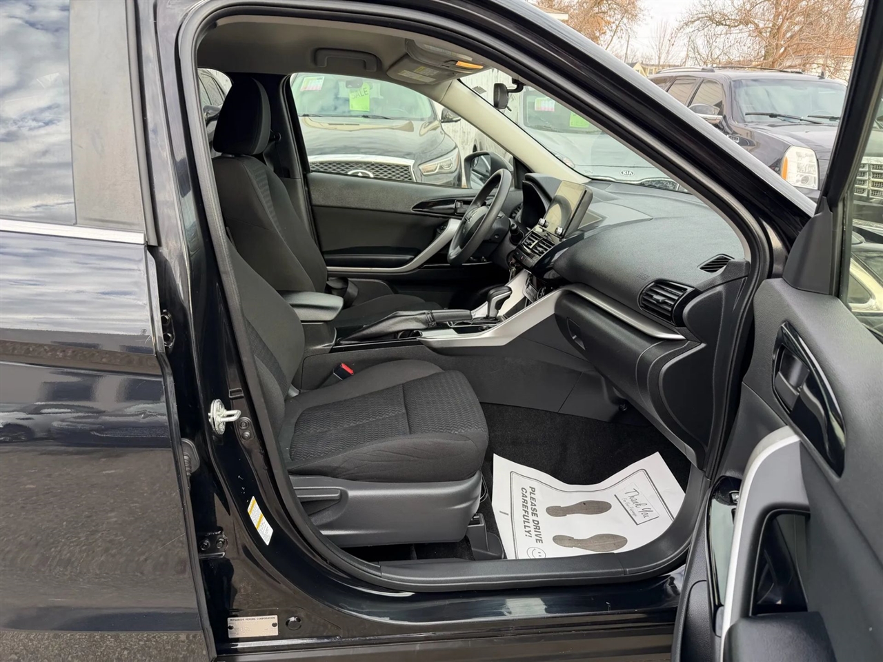 Mitsubishi Eclipse Cross  2022