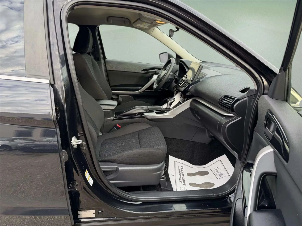 Mitsubishi Eclipse Cross  2022