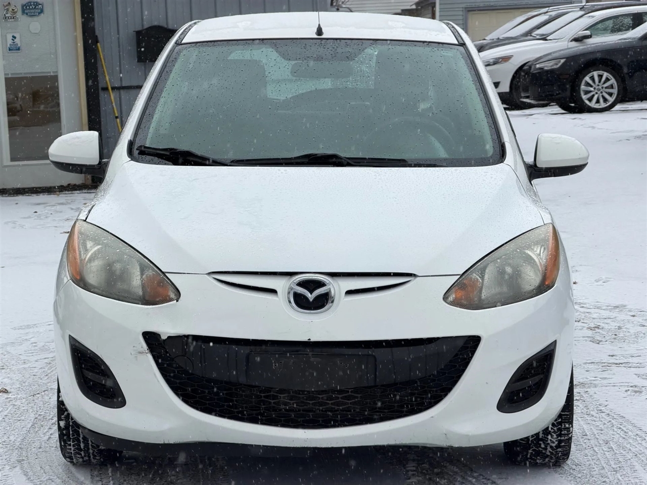 Mazda MAZDA2  2013