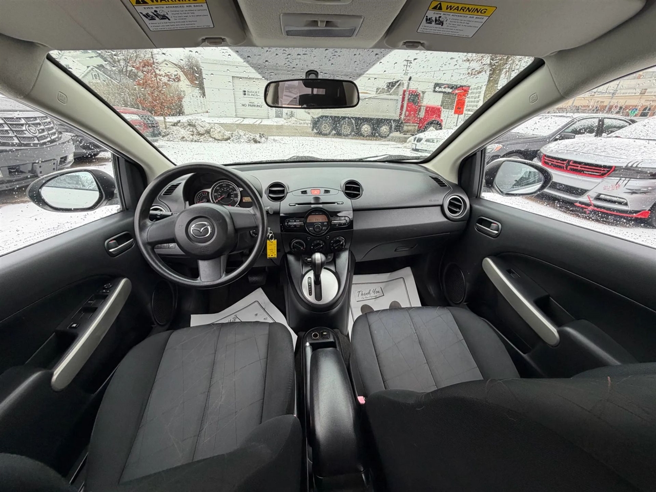Mazda MAZDA2  2013