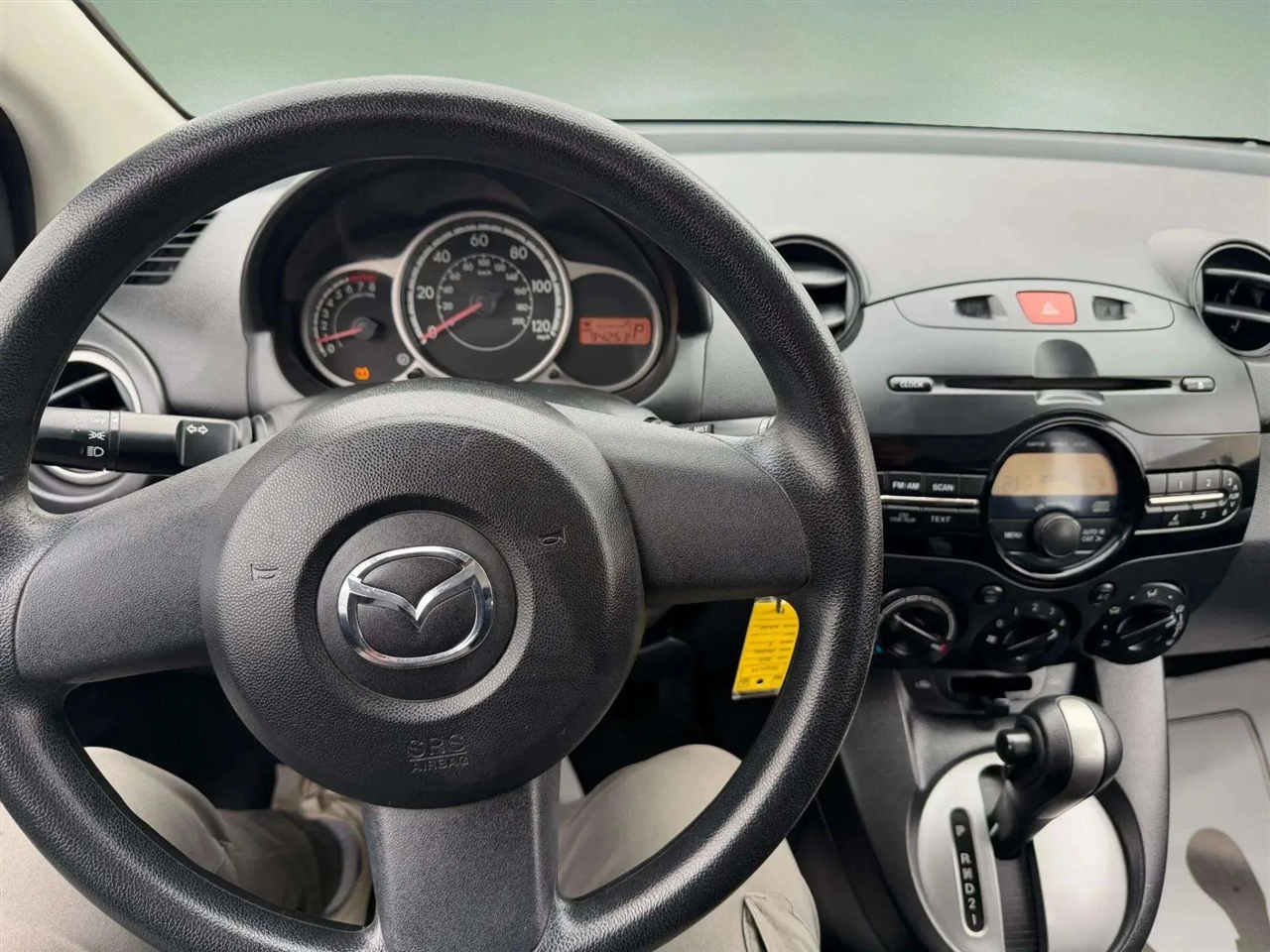 Mazda MAZDA2  2013