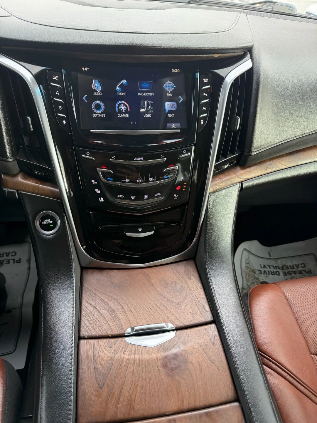 Cadillac Escalade  2016