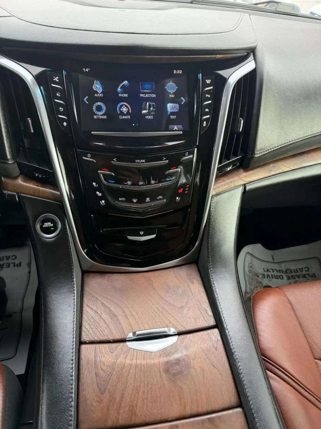 Cadillac Escalade  2016