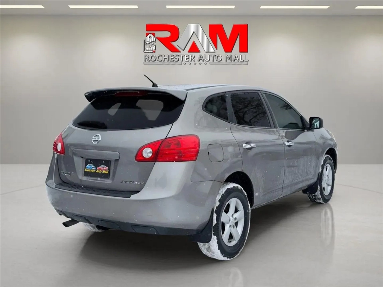Nissan Rogue  2010