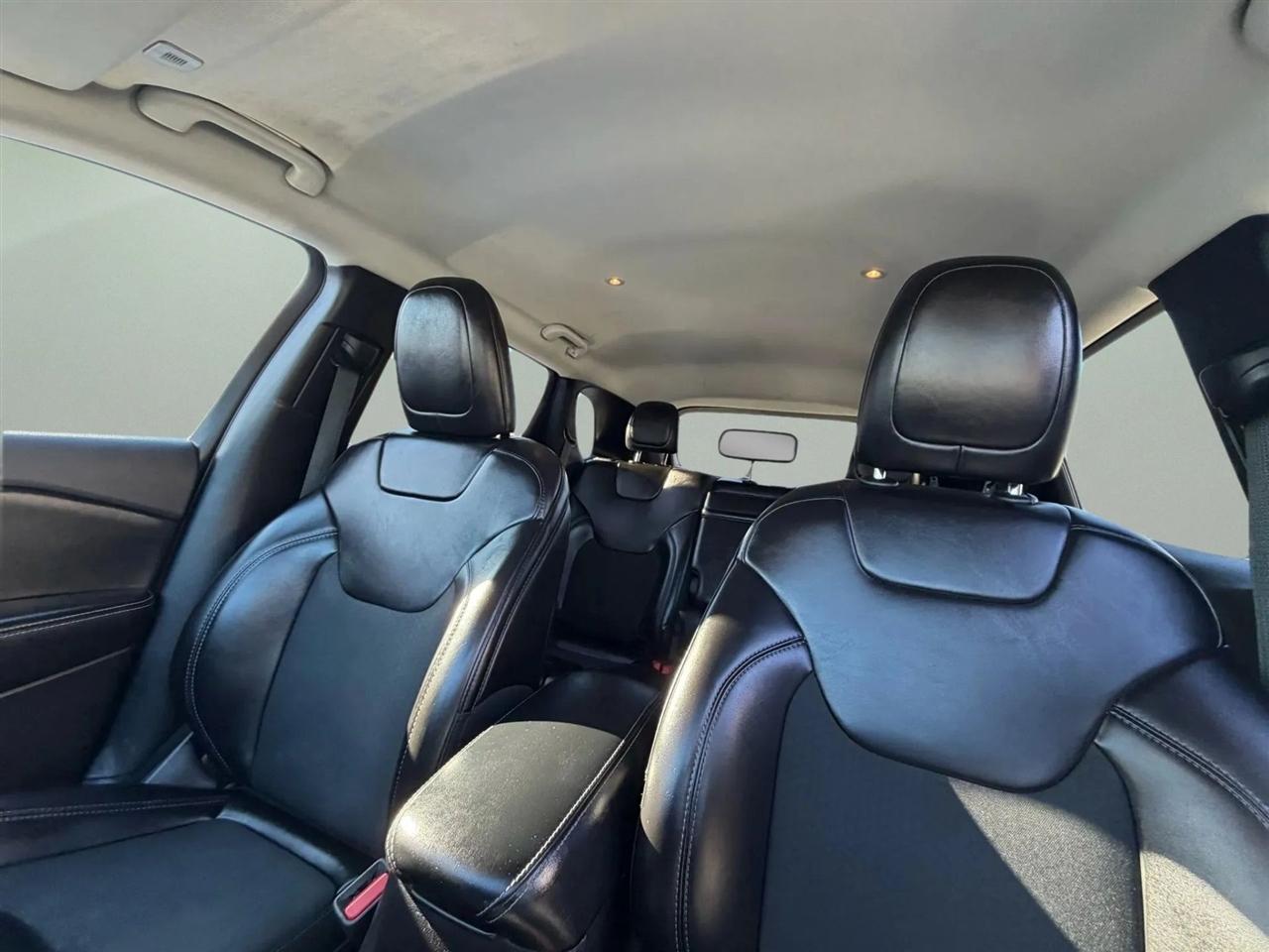Jeep Cherokee  2019