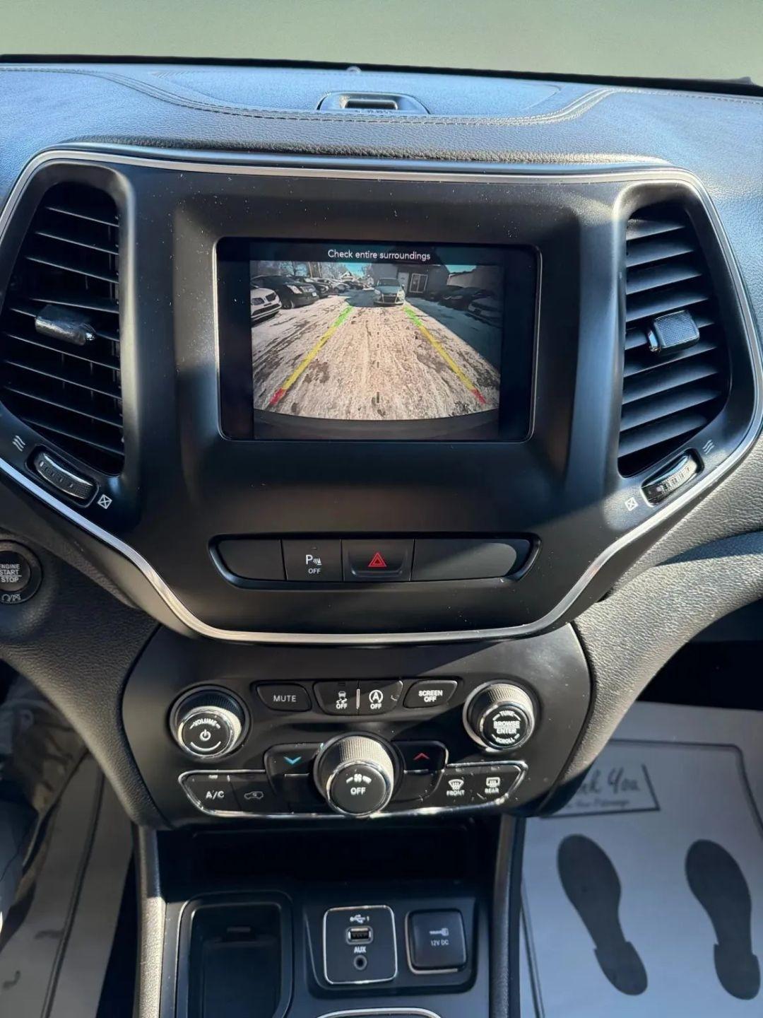 Jeep Cherokee  2019