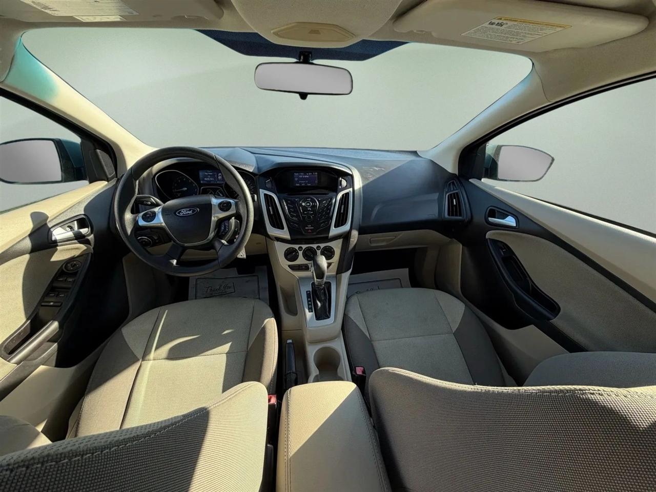 Ford Focus  2012