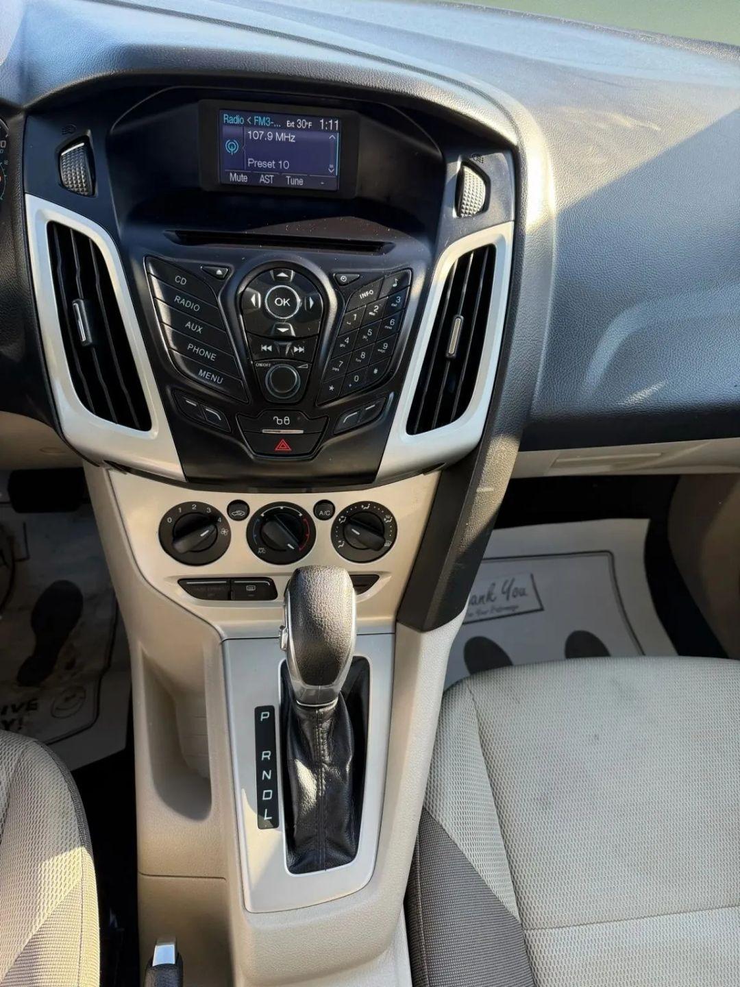 Ford Focus  2012