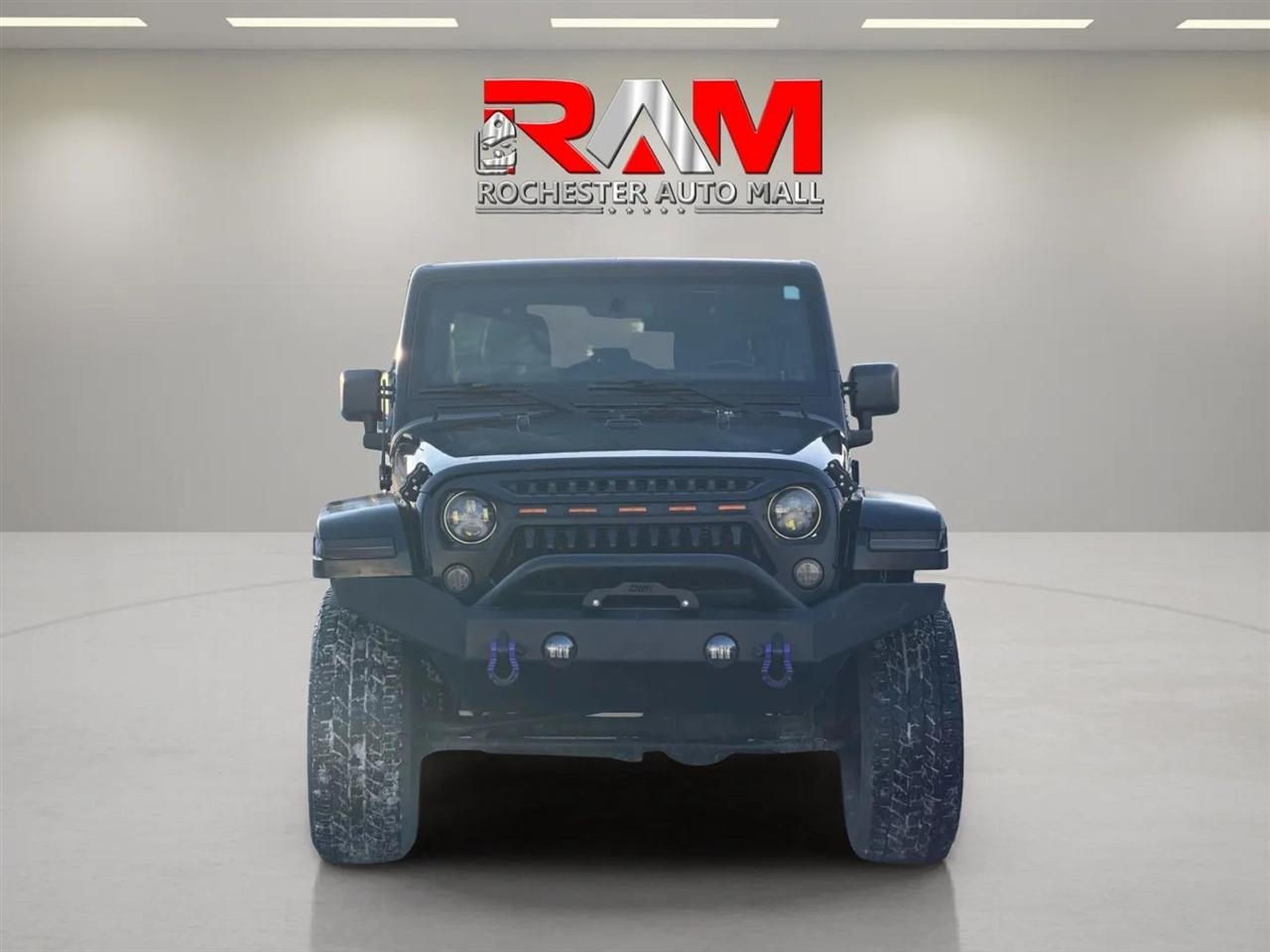 Jeep Wrangler Unlimited  2012