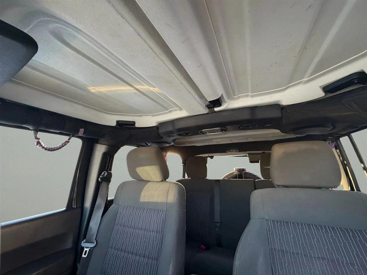 Jeep Wrangler Unlimited  2012