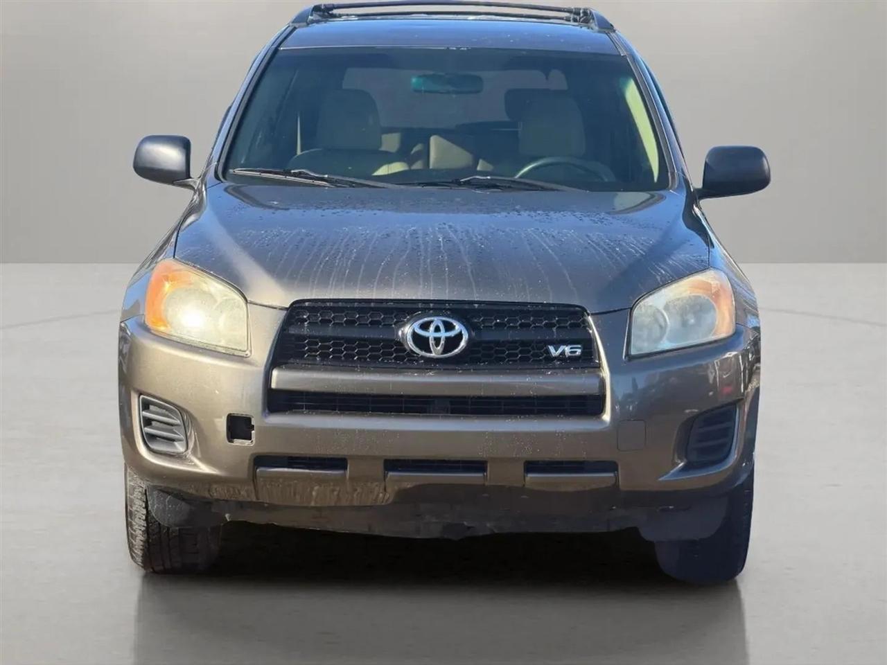 Toyota RAV4  2010