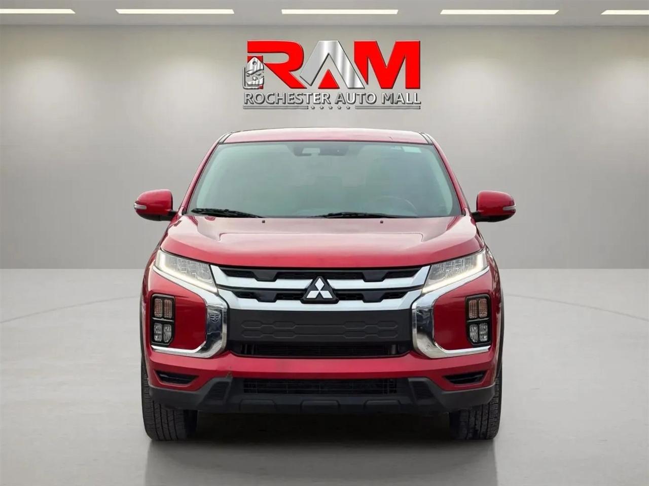 Mitsubishi Outlander Sport  2021