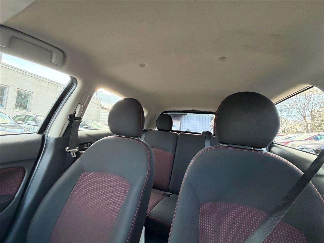 Mitsubishi Mirage  2022