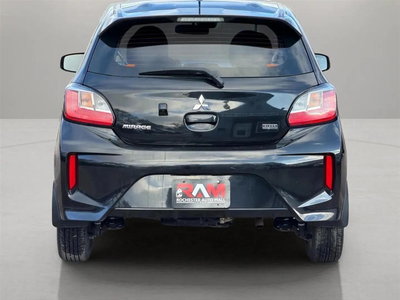 Mitsubishi Mirage  2022