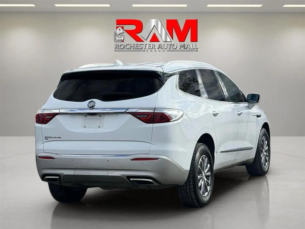 Buick Enclave  2022
