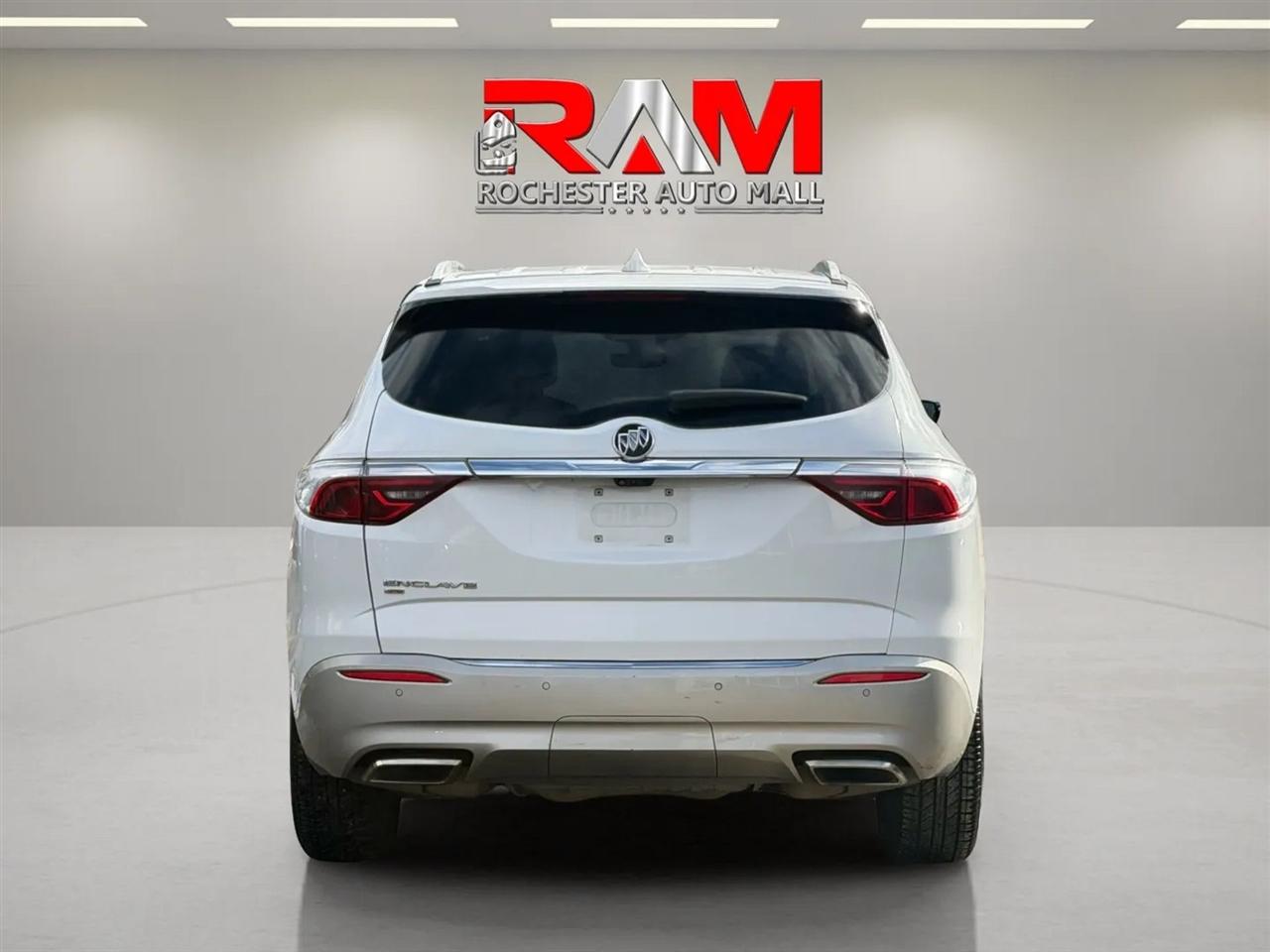 Buick Enclave  2022
