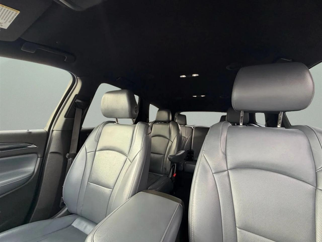 Buick Enclave  2022