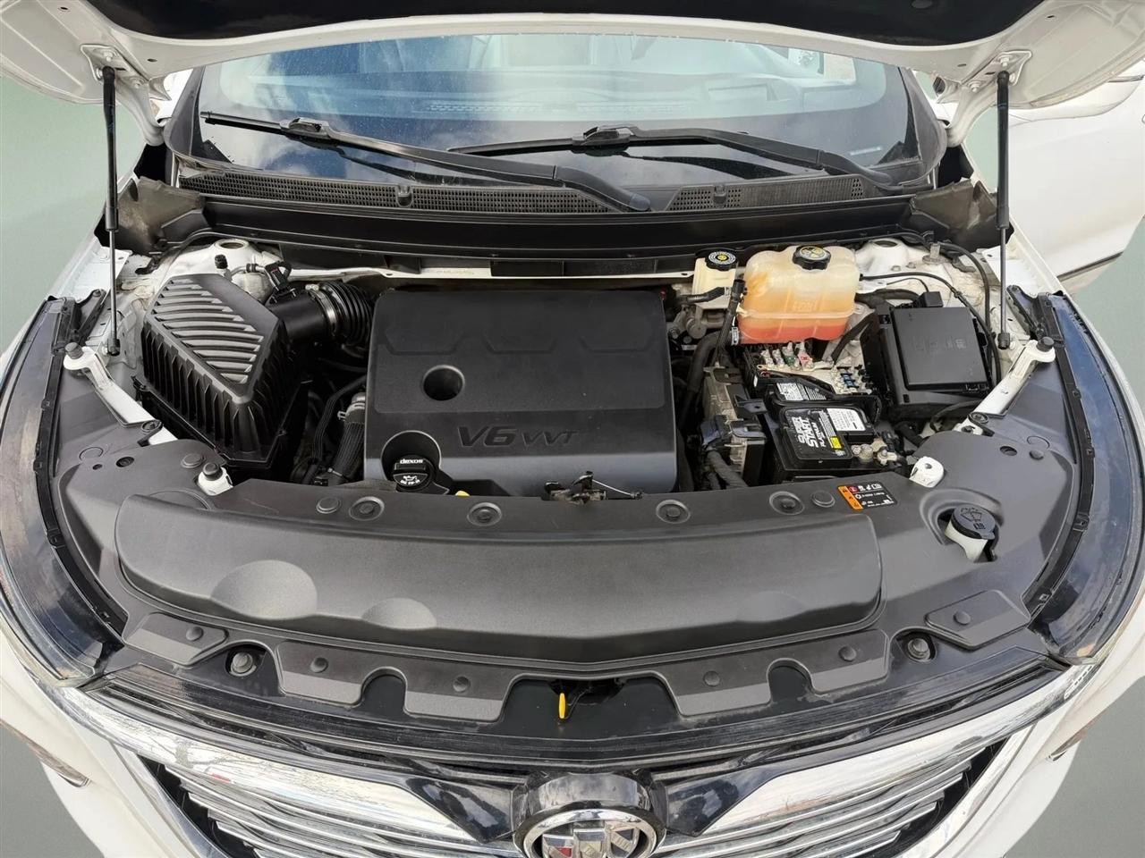 Buick Enclave  2022