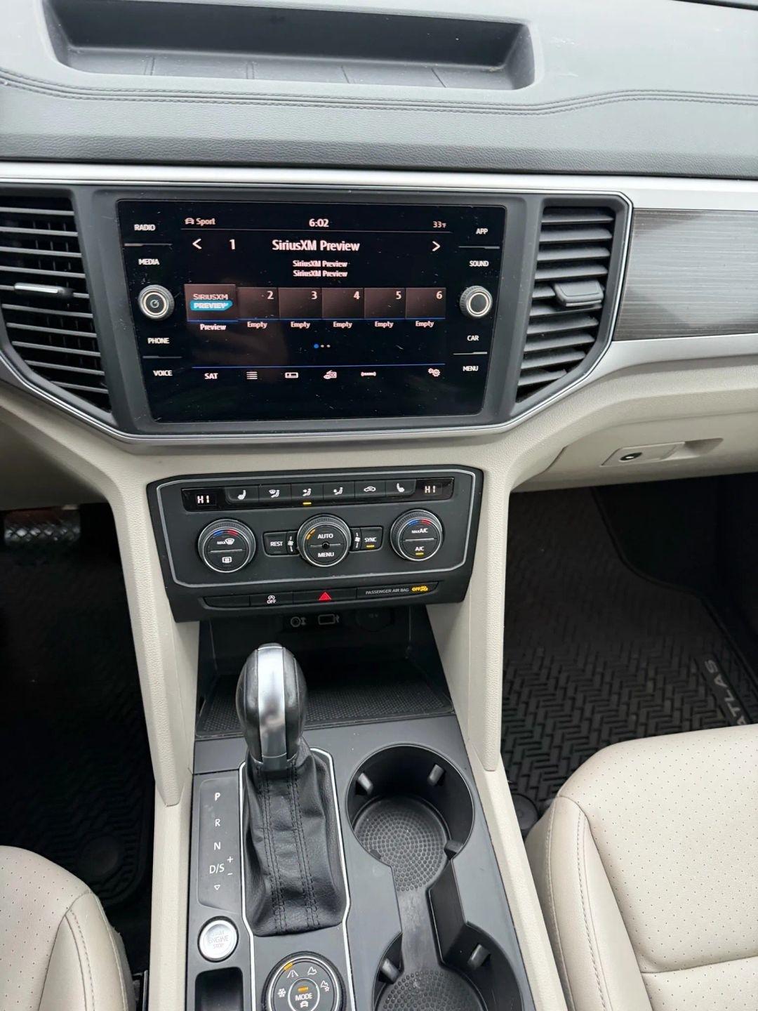 Volkswagen Atlas  2018