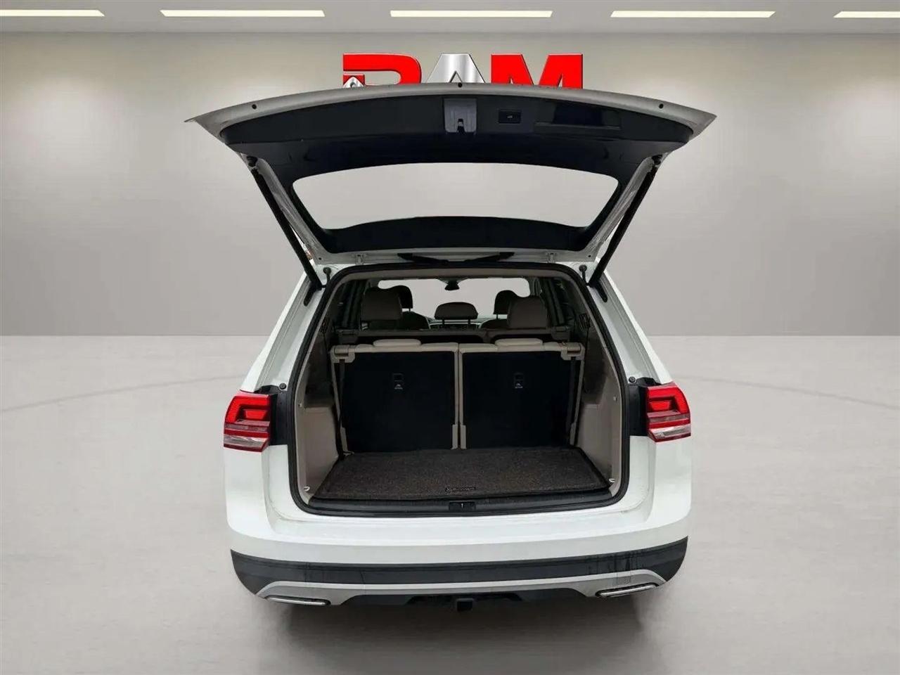 Volkswagen Atlas  2018