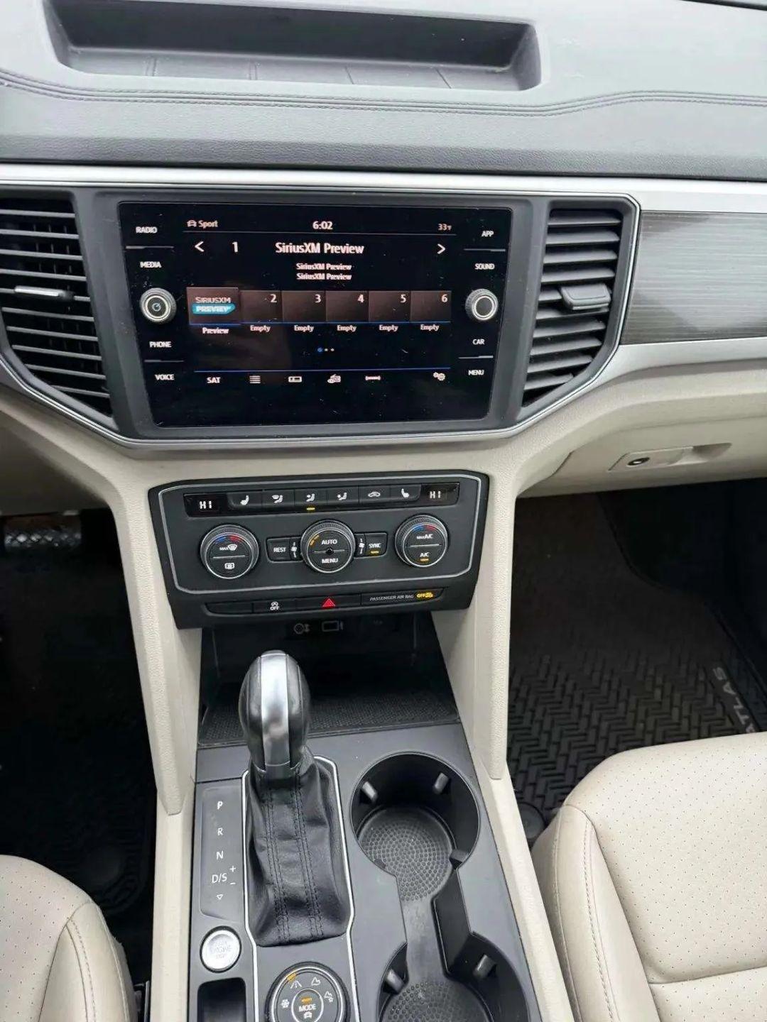 Volkswagen Atlas  2018