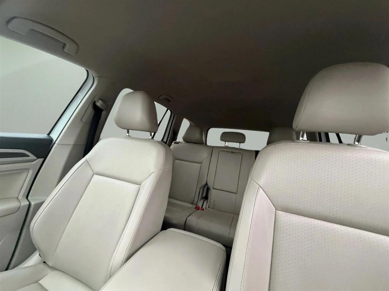 Volkswagen Atlas  2018