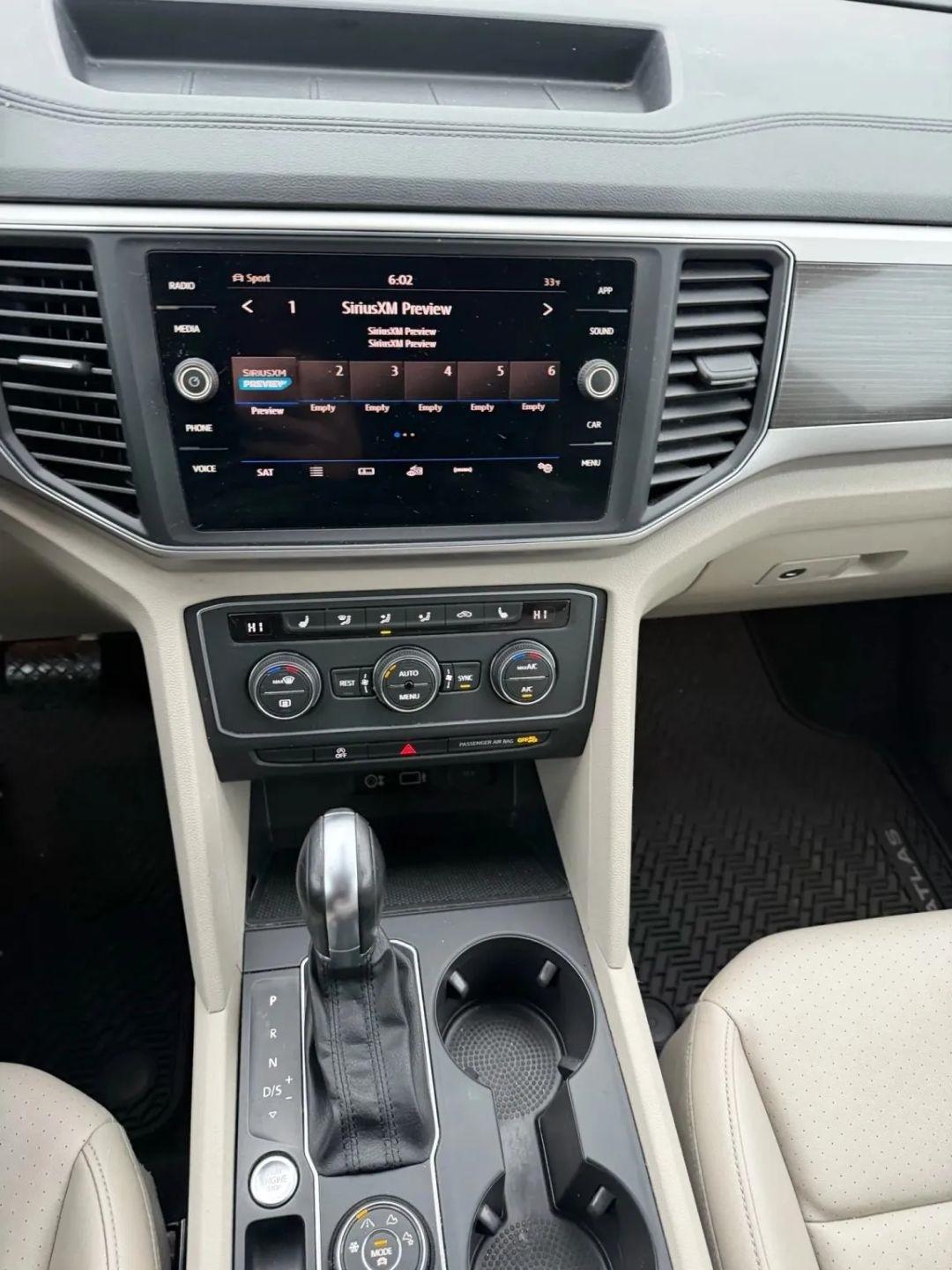 Volkswagen Atlas  2018