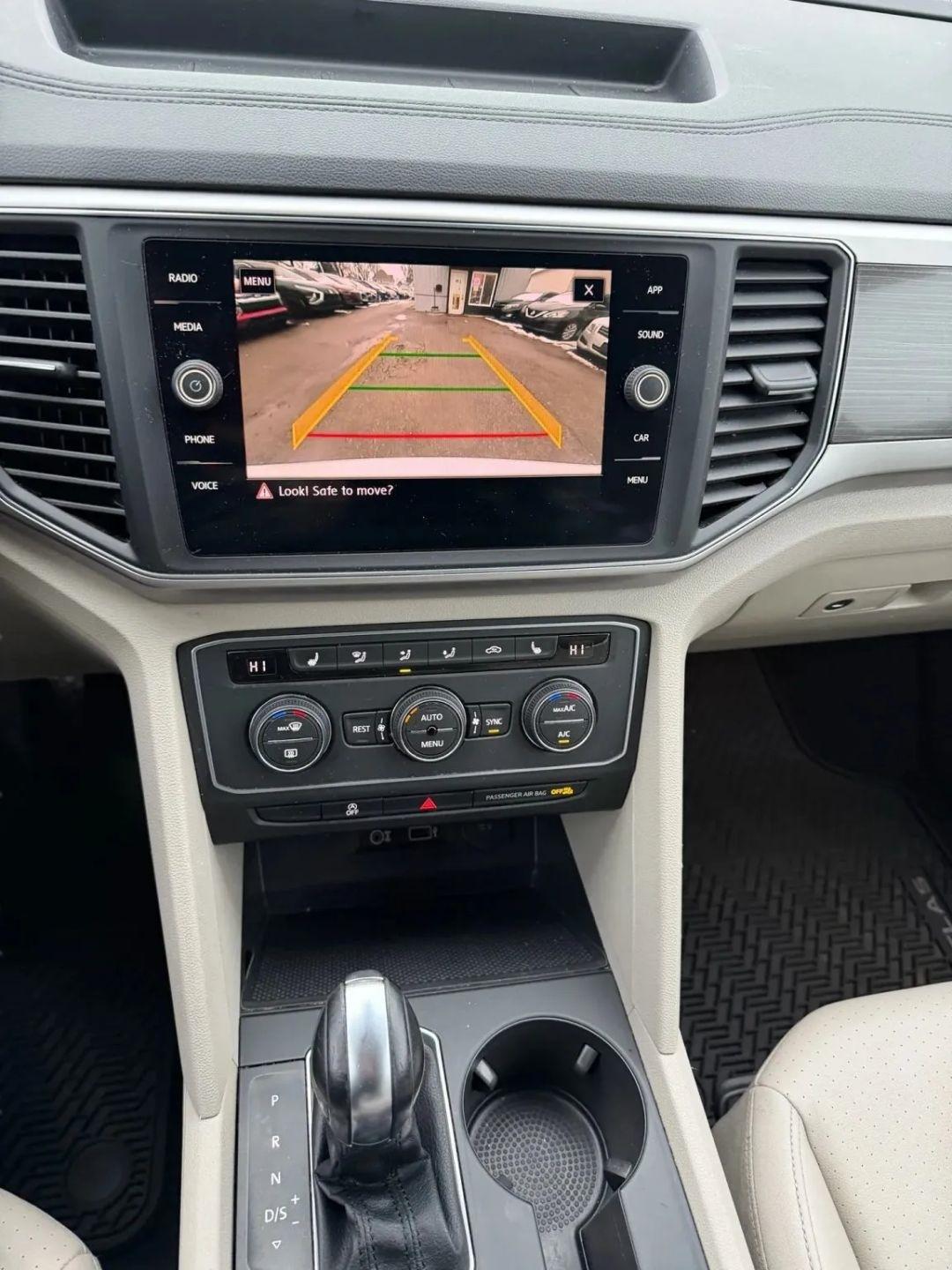 Volkswagen Atlas  2018