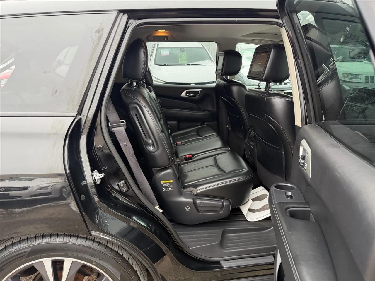 Nissan Pathfinder  2017