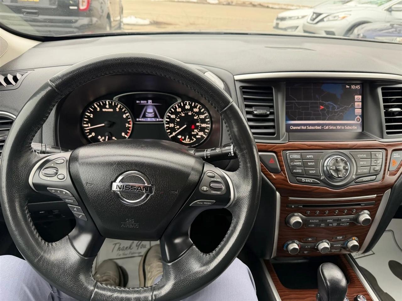 Nissan Pathfinder  2017