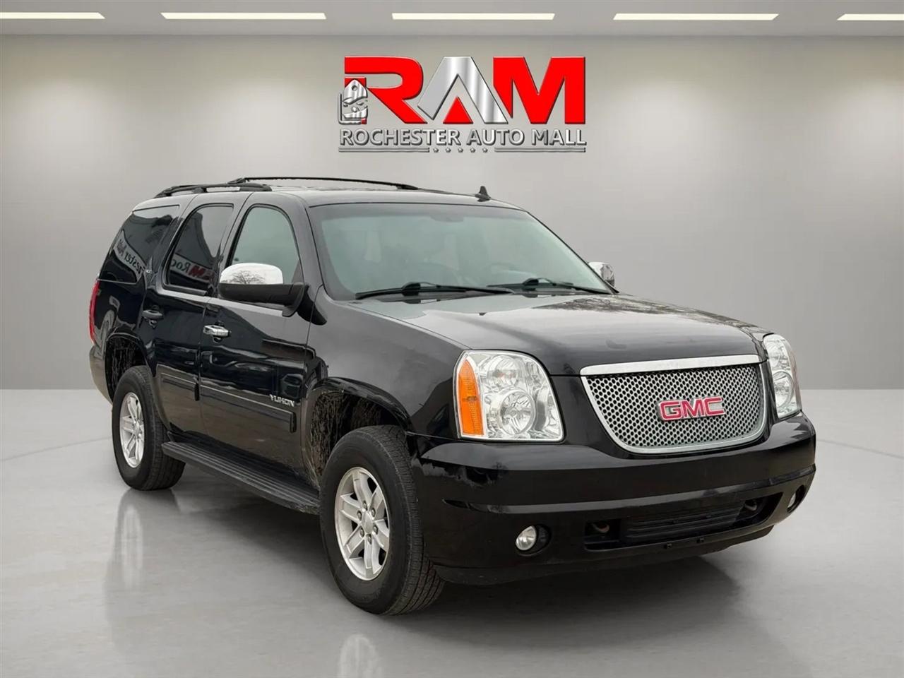 2014 GMC Yukon SLT Sport Utility 4D