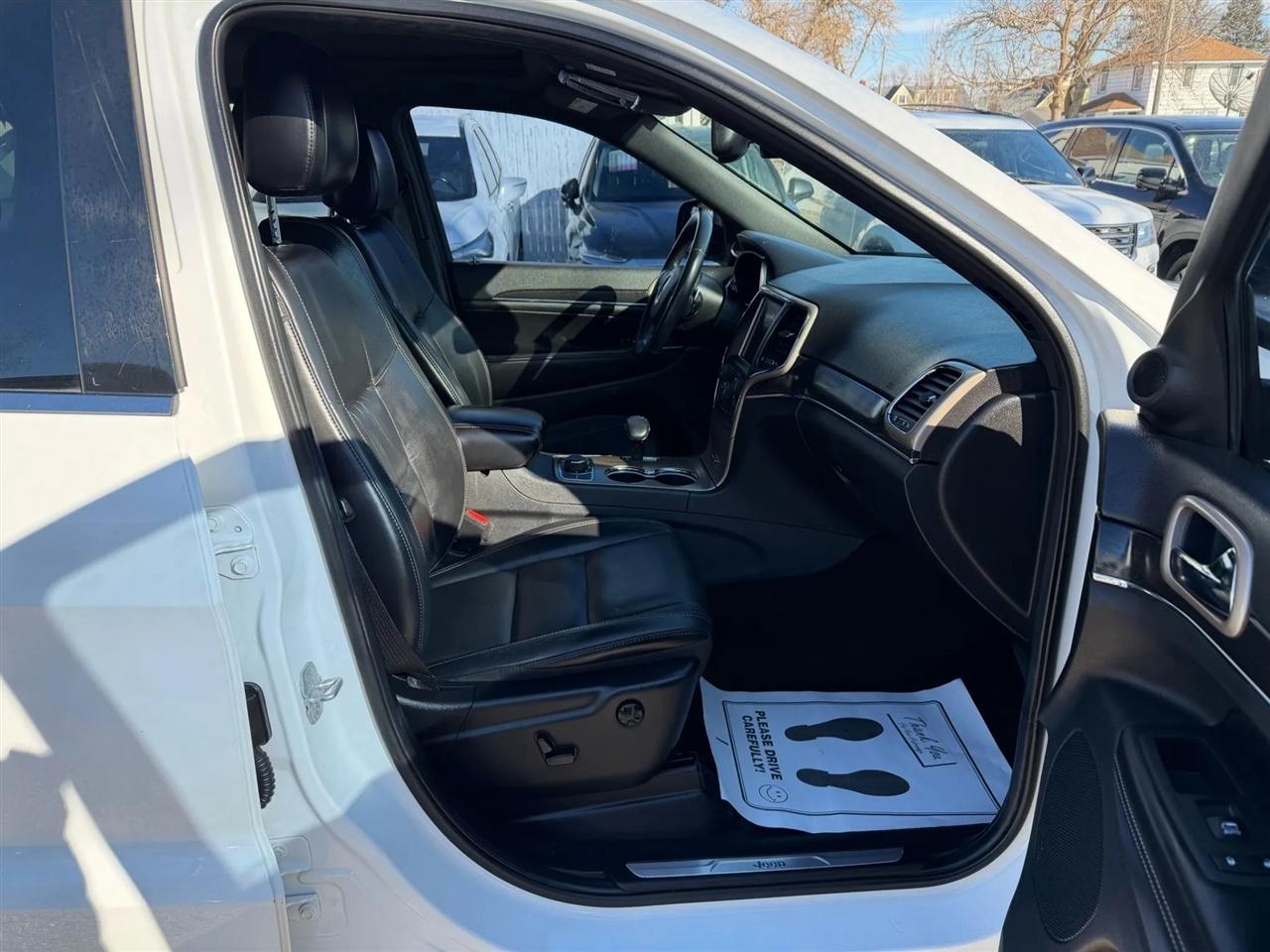 Jeep Grand Cherokee  2014